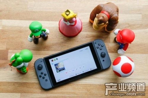 国外黄牛用机器人抢购Switch 动森主题Switch高价出售