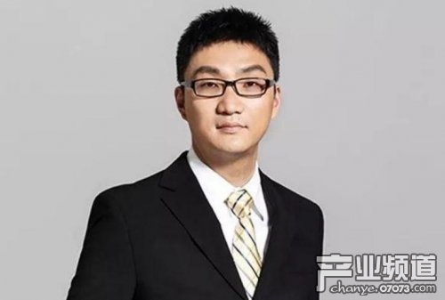 黄峥辞任拼多多董事长一职，合适吗？